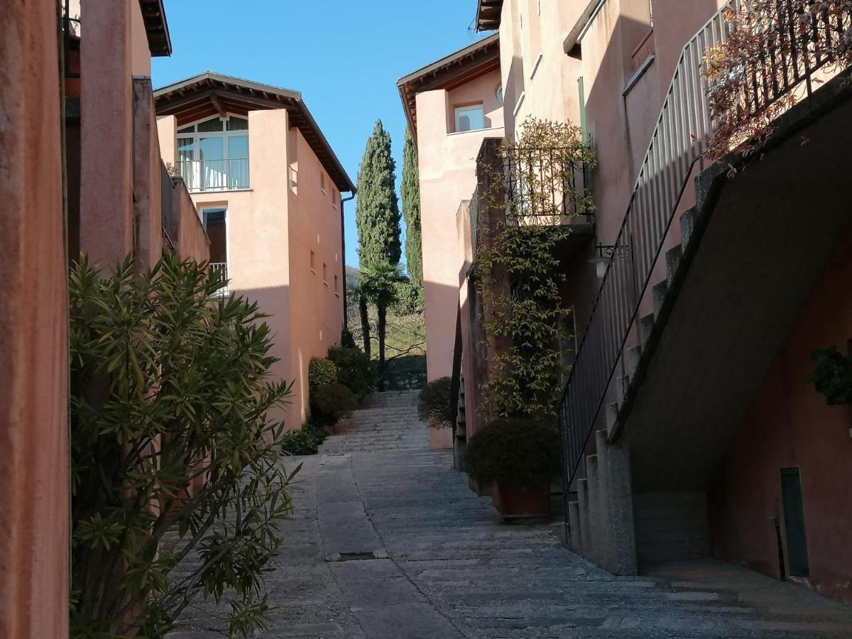 Appartamento In Villa Sul Garda Castion Veronese Экстерьер фото
